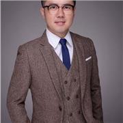 I give private lessons tailored to your level.